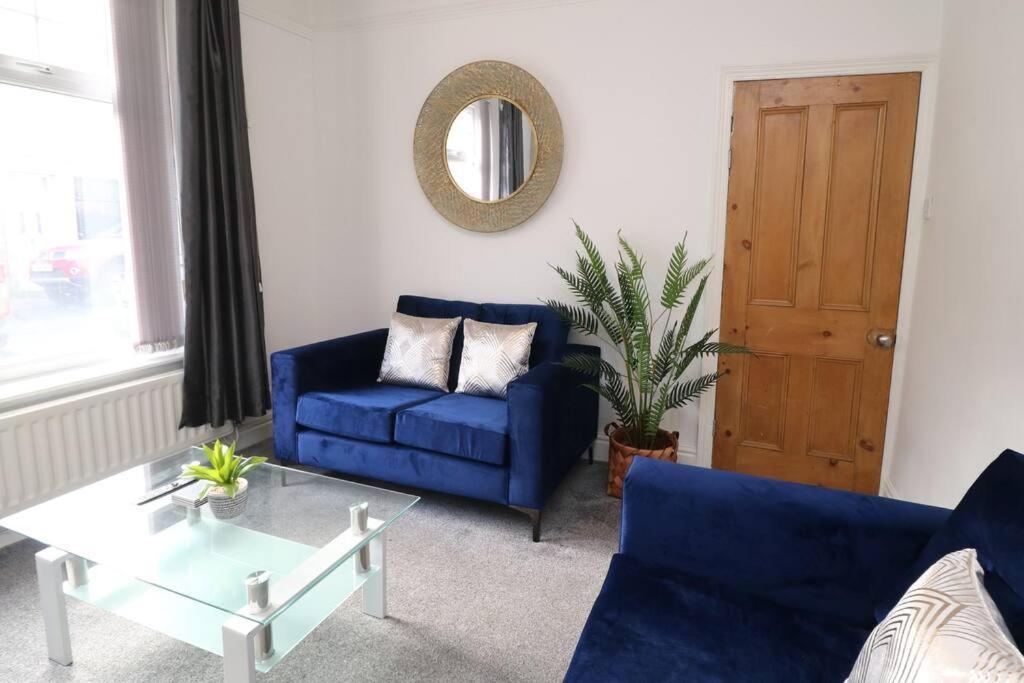 2 Bedroom Characterful House Lancaster Extérieur photo