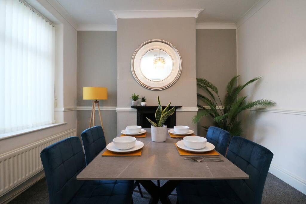2 Bedroom Characterful House Lancaster Extérieur photo